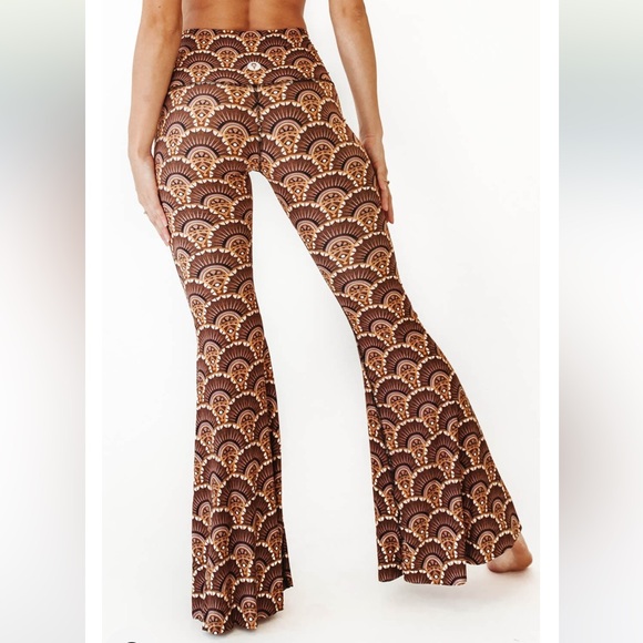 YOGA DEMOCRACY bell bottoms in art deco NWT - Picture 5 of 15